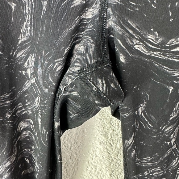 ululemon Runday Crop *Full-On Luxtreme
Arsenal Ambient Grey Black SZ 6 - Picture 7 of 7